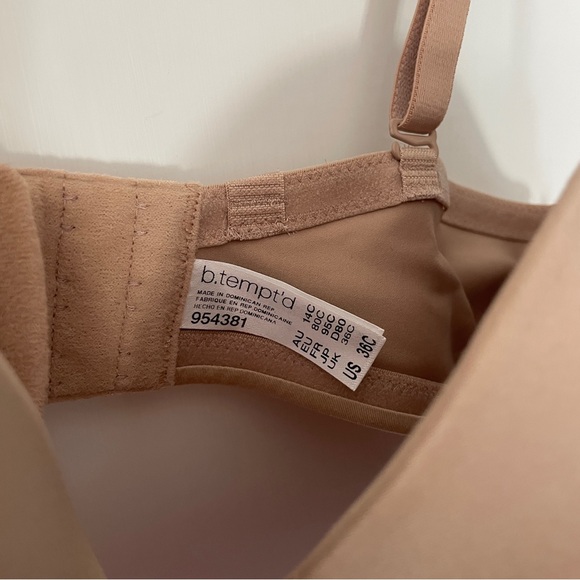b.tempt’s by Wacoal Push-Up Bra with Removable Straps- NWT - Picture 3 of 4